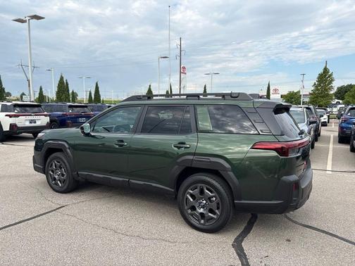 Deep Emerald Green 2026 Subaru Outback Premium