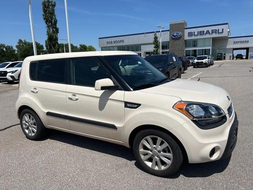 2013 Kia Soul Base