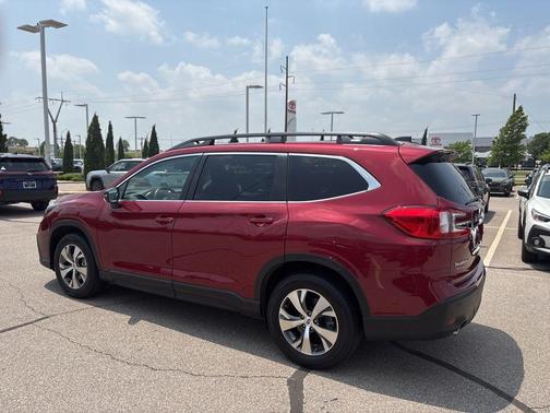 Crimson Red Pearl 2023 Subaru Ascent Premium 7-Passenger