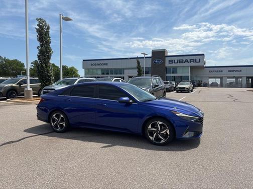 Intense Blue 2022 Hyundai ELANTRA Limited