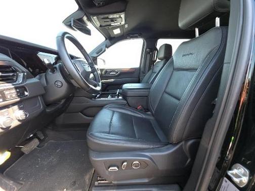 Onyx Black 2025 GMC Yukon Denali