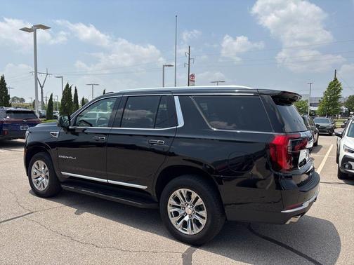 Onyx Black 2025 GMC Yukon Denali