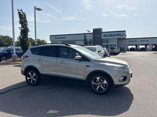 White Gold 2017 Ford Escape SE