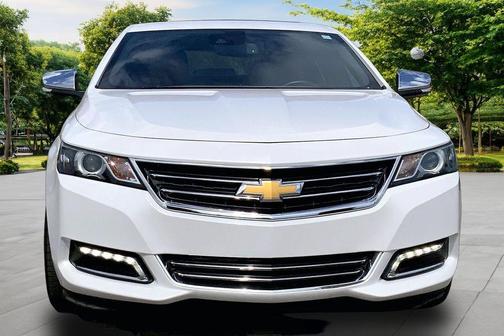 Iridescent Pearl Tricoat 2015 Chevrolet Impala 2LZ