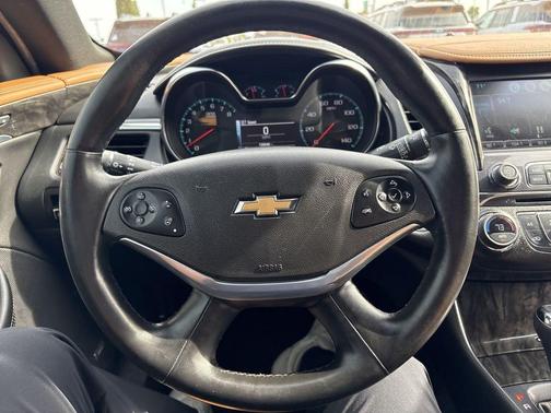 Iridescent Pearl Tricoat 2015 Chevrolet Impala 2LZ