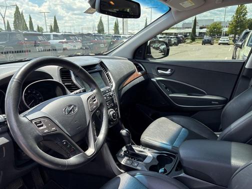 Monaco White 2017 Hyundai SANTA FE SE Ultimate