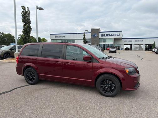 Octane Red Pearlcoat 2020 Dodge Grand Caravan SE