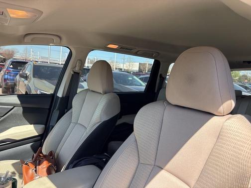 2024 Subaru Ascent Premium