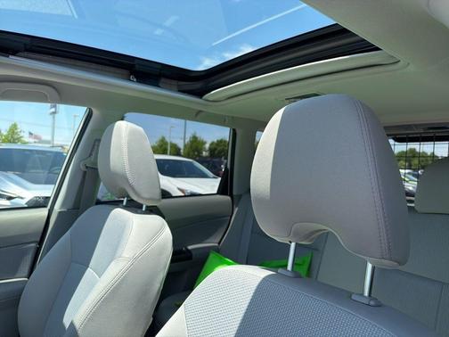 Satin White Pearl 2013 Subaru Forester 2.5X Premium