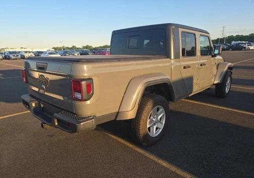 Gray Clearcoat 2023 Jeep Gladiator Sport
