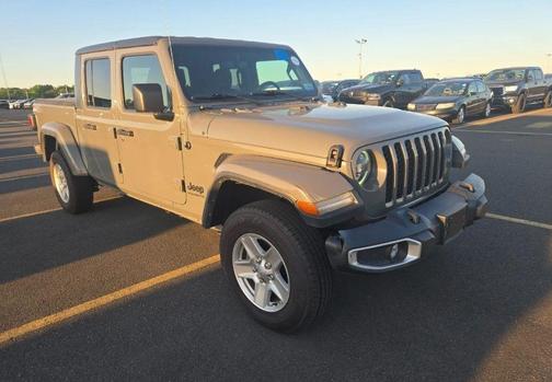 Gray Clearcoat 2023 Jeep Gladiator Sport