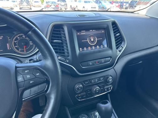 2021 Jeep Cherokee Latitude Plus
