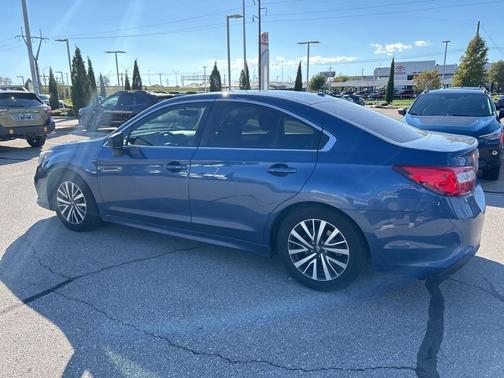 2019 Subaru Legacy 2.5i