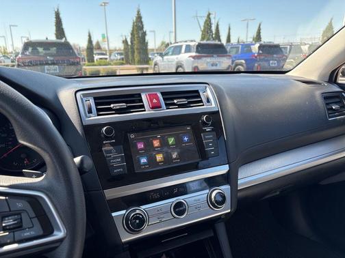 Twilight Blue Metallic 2018 Subaru Outback 2.5i