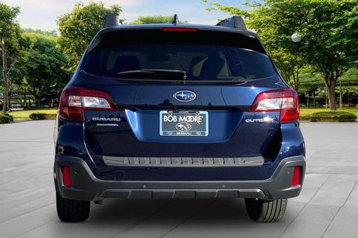 Dark Blue 2018 Subaru Outback 2.5i Limited