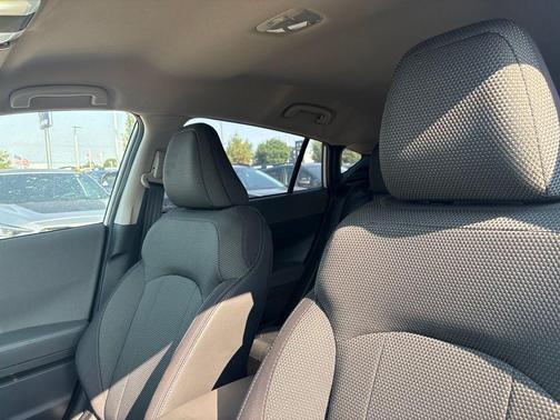 Crystal White Pearl 2024 Subaru Crosstrek Premium