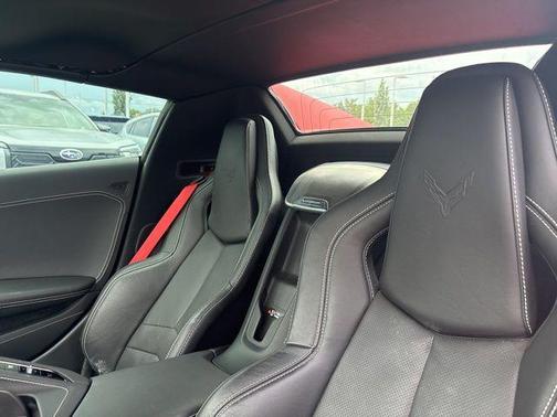 Torch Red 2021 Chevrolet Corvette Stingray w/2LT
