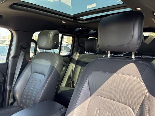 2021 Land Rover Defender 110 X-Dynamic HSE