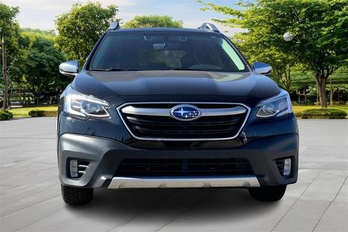 2022 Subaru Outback Touring XT