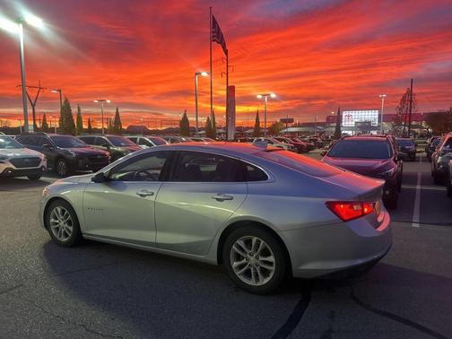 2017 Chevrolet Malibu 1LT