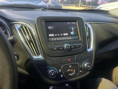 2017 Chevrolet Malibu 1LT