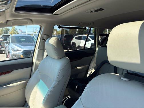 Deep Indigo Pearl 2012 Subaru Outback 2.5i Limited