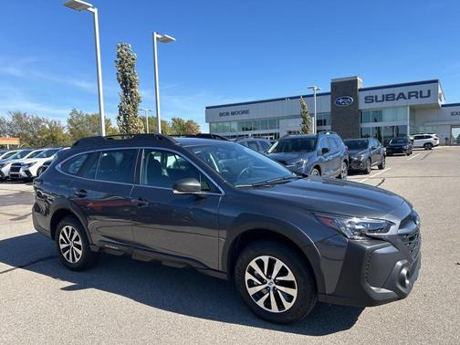 2025 Subaru Outback Base