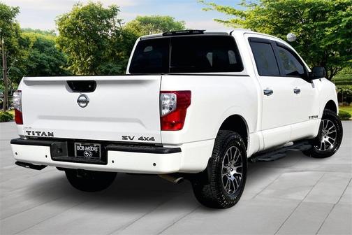 2021 Nissan Titan SV