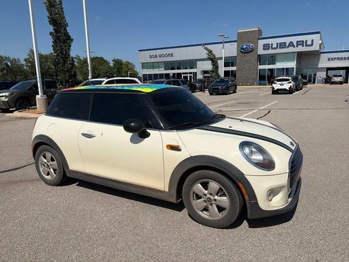Pepper White 2016 MINI Hardtop Cooper