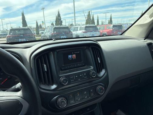 2017 Chevrolet Colorado WT