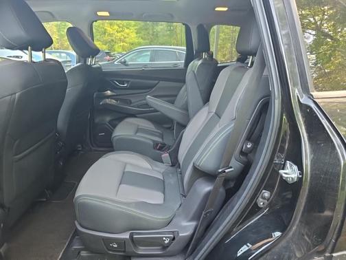 Crystal Black Silica 2023 Subaru Ascent Onyx Edition Limited