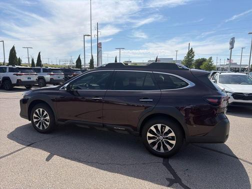 Mahogany Pearl 2025 Subaru Outback Touring XT