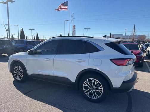 2020 Ford Escape SEL