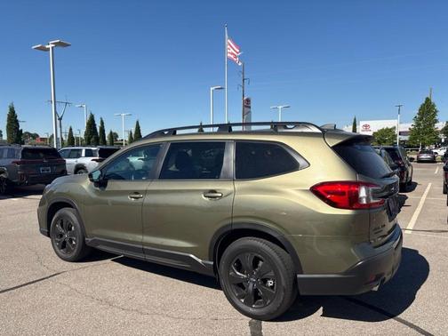 Autumn Green Metallic 2026 Subaru Ascent Premium