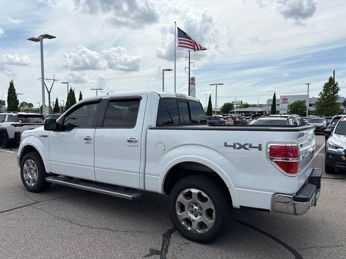 White 2010 Ford F-150 Lariat SuperCrew