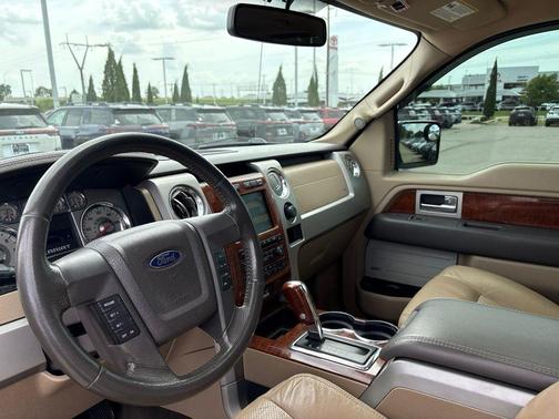 White 2010 Ford F-150 Lariat SuperCrew