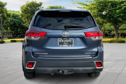2017 Toyota Highlander Limited Platinum