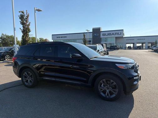 Agate Black Metallic 2023 Ford Explorer XLT