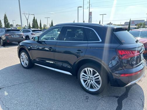 2018 Audi Q5 2.0T Premium Plus