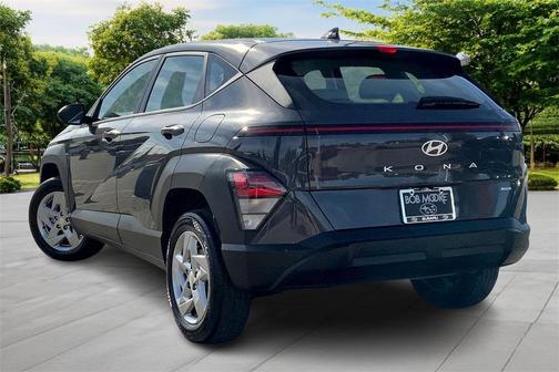 2024 Hyundai KONA SE
