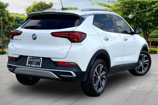 Summit White 2022 Buick Encore GX Select