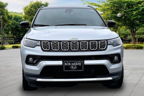 Silver Zynith 2025 Jeep Compass Limited