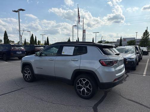 Silver Zynith 2025 Jeep Compass Limited