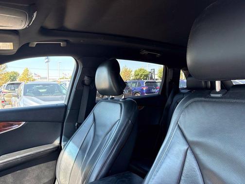 White Platinum Tri-Coat Metallic 2019 Lincoln Nautilus Reserve