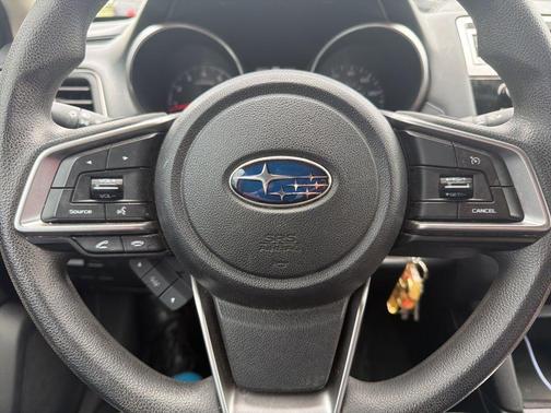 Ice Silver Metallic 2018 Subaru Outback 2.5i