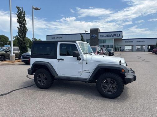 Bright White Clearcoat 2013 Jeep Wrangler Sport