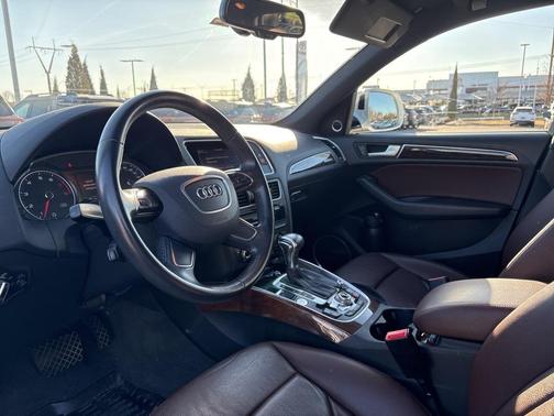 2017 Audi Q5 2.0T Premium Plus