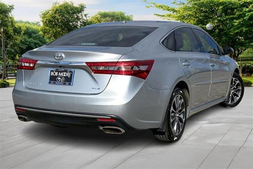 2016 Toyota Avalon XLE