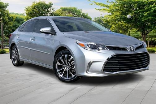 2016 Toyota Avalon XLE