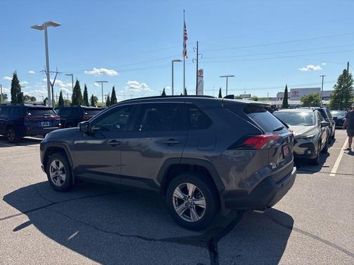 Magnetic Gray Metallic 2022 Toyota RAV4 XLE